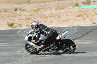media/Oct-15-2022-TrackXperience (Sat) [[8f70b8b0be]]/Group 2/session 4 turn 1/
